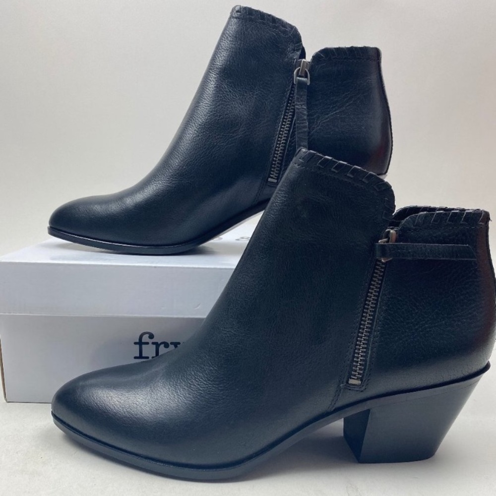 frye & co. Leather Side Zip Booties Cody Black 11